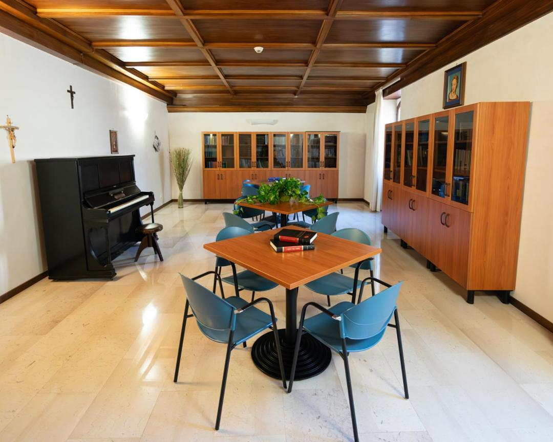 ויטרבו Nazareth Residence מראה חיצוני תמונה